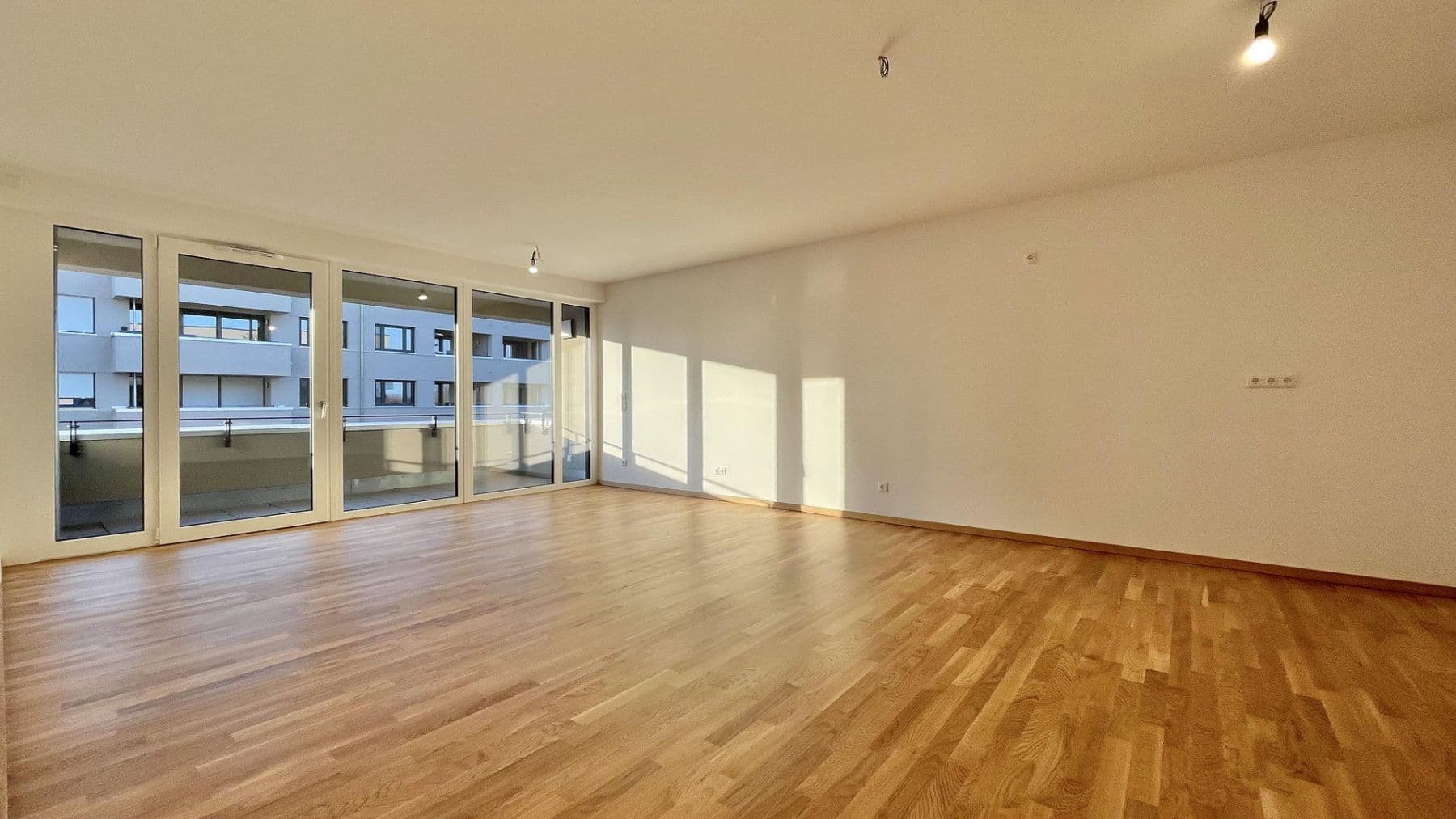 Pronájem bytu 3+1 86 m², Nürnberg, Bavorsko Pronájem bytu 3+1 86 m², Nürnberg, Bavorsko