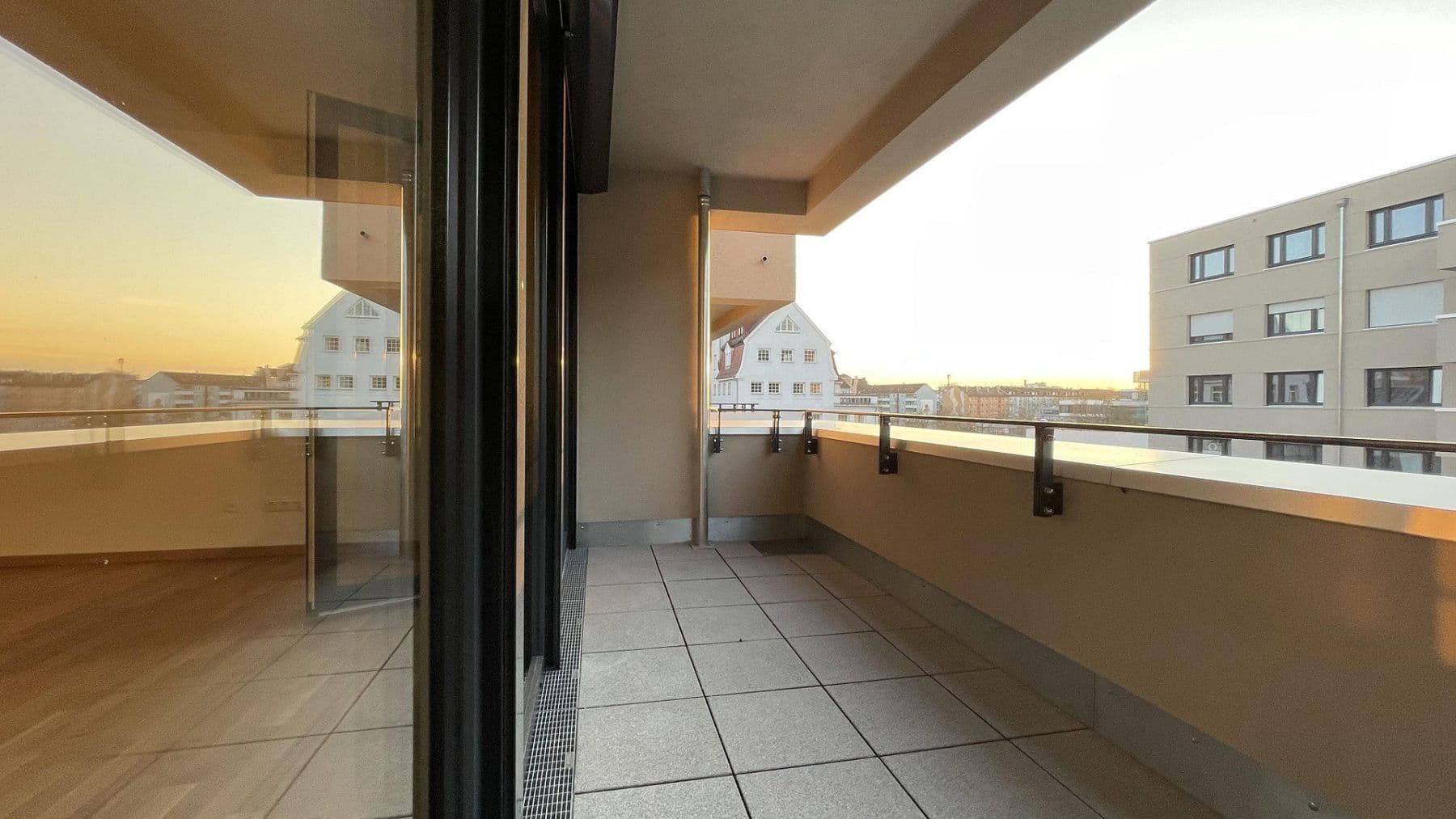 Pronájem bytu 3+1 86 m², Nürnberg, Bavorsko Pronájem bytu 3+1 86 m², Nürnberg, Bavorsko