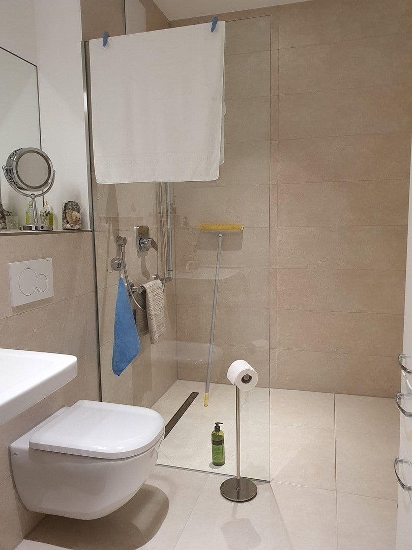 Pronájem bytu 2+1 62 m², Schützenstraße 31, Bad Tölz, Bavorsko Pronájem bytu 2+1 62 m², Schützenstraße 31, Bad Tölz, Bavorsko