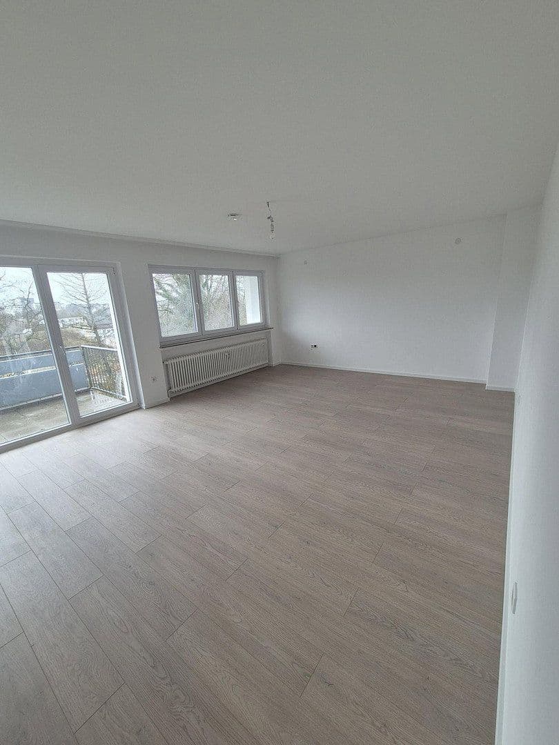 Pronájem bytu 3+1 82 m², Lüdenscheid, Severní Porýní-Vestfálsko Pronájem bytu 3+1 82 m², Lüdenscheid, Severní Porýní-Vestfálsko
