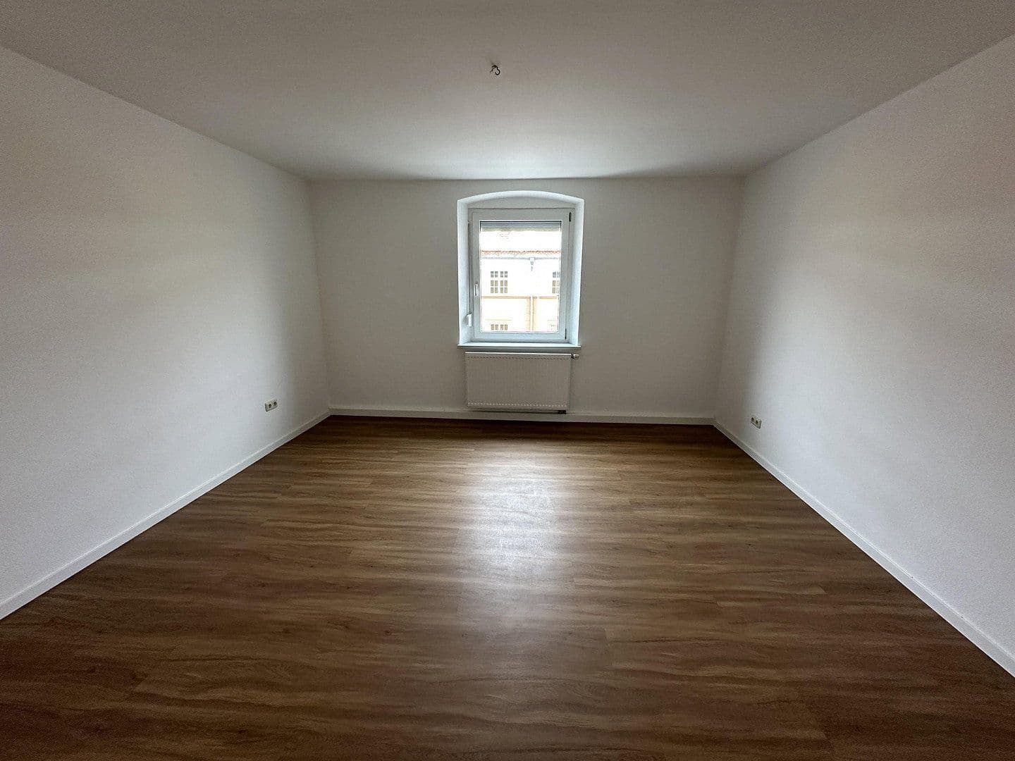 Pronájem bytu 4+1 85 m², Weiden, Bavorsko Pronájem bytu 4+1 85 m², Weiden, Bavorsko