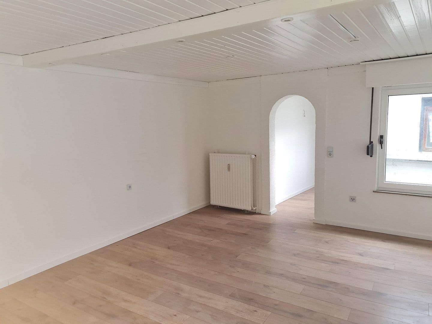 Pronájem bytu 1+1 60 m², Iserlohn, Severní Porýní-Vestfálsko Pronájem bytu 1+1 60 m², Iserlohn, Severní Porýní-Vestfálsko