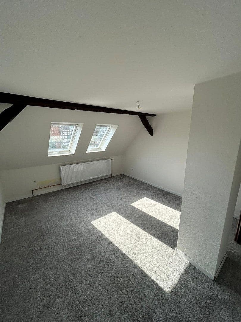 Pronájem bytu 6+1 160 m², Breite Str. 7, Algermissen, Dolní Sasko Pronájem bytu 6+1 160 m², Breite Str. 7, Algermissen, Dolní Sasko