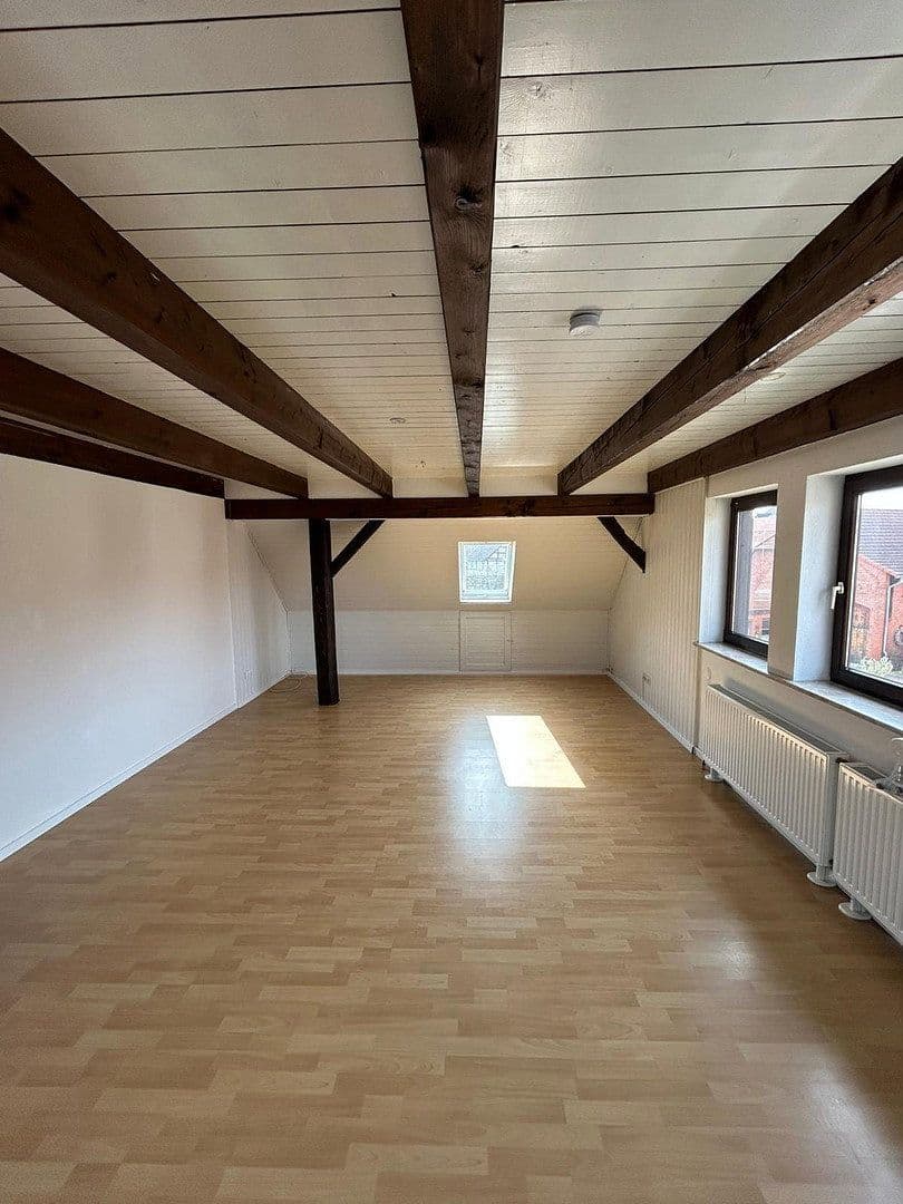 Pronájem bytu 6+1 160 m², Breite Str. 7, Algermissen, Dolní Sasko Pronájem bytu 6+1 160 m², Breite Str. 7, Algermissen, Dolní Sasko