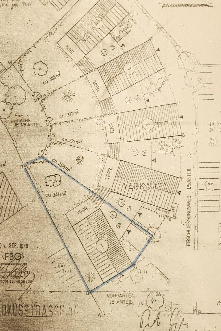 Prodej domu 120 m², pozemek 341 m², Krokusstraße 14, Berlin-Rudow, Berlín Prodej domu 120 m², pozemek 341 m², Krokusstraße 14, Berlin-Rudow, Berlín