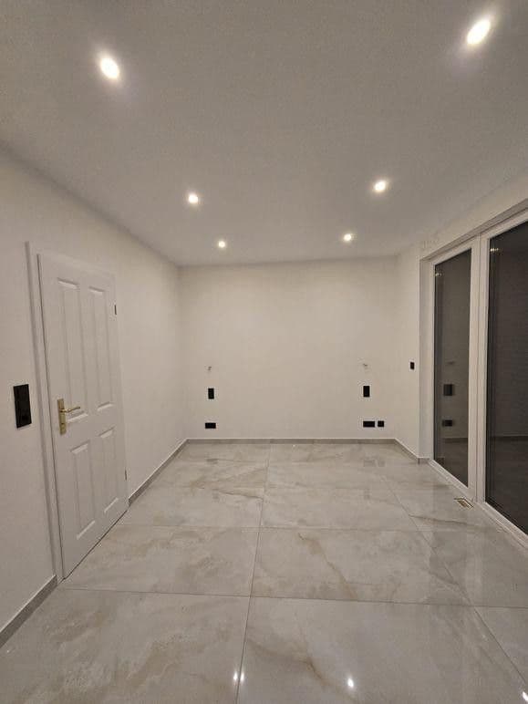 Prodej bytu 4+1 105 m², Hamburg, Hamburg Prodej bytu 4+1 105 m², Hamburg, Hamburg