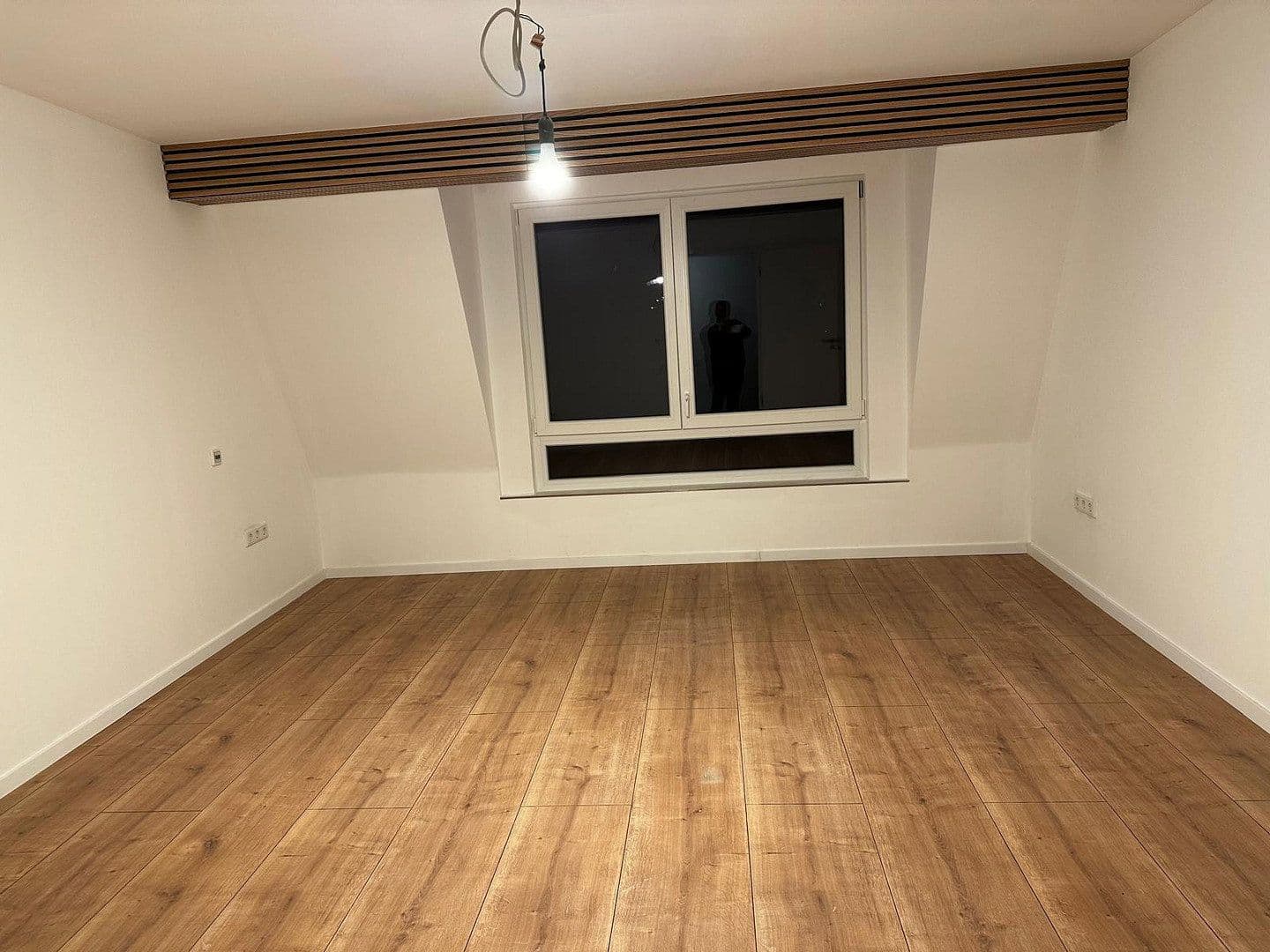 Pronájem bytu 2+kk 78 m², Essen, Severní Porýní-Vestfálsko Pronájem bytu 2+kk 78 m², Essen, Severní Porýní-Vestfálsko