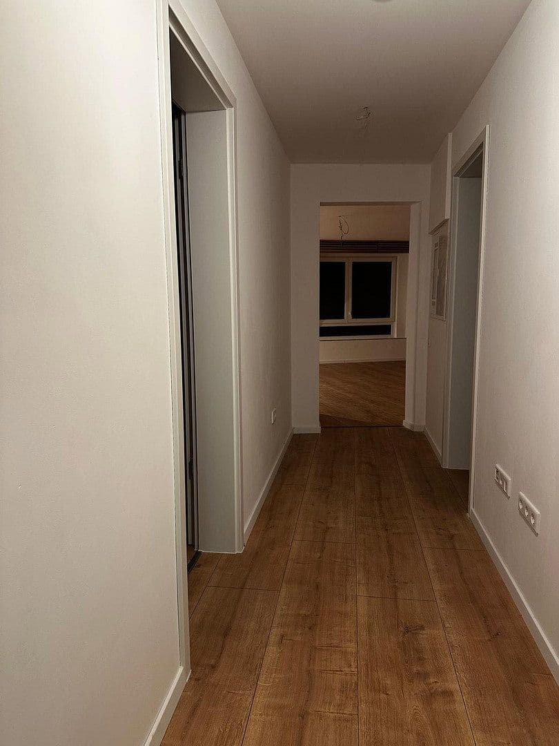 Pronájem bytu 2+kk 78 m², Essen, Severní Porýní-Vestfálsko Pronájem bytu 2+kk 78 m², Essen, Severní Porýní-Vestfálsko