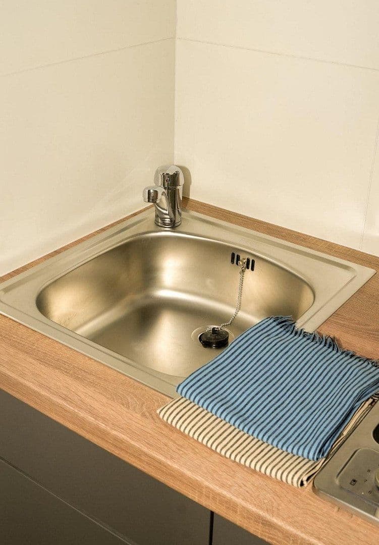 Pronájem bytu 1+1 20 m², Badener Str. 34, Karlsruhe, Bádensko-Württembersko Pronájem bytu 1+1 20 m², Badener Str. 34, Karlsruhe, Bádensko-Württembersko