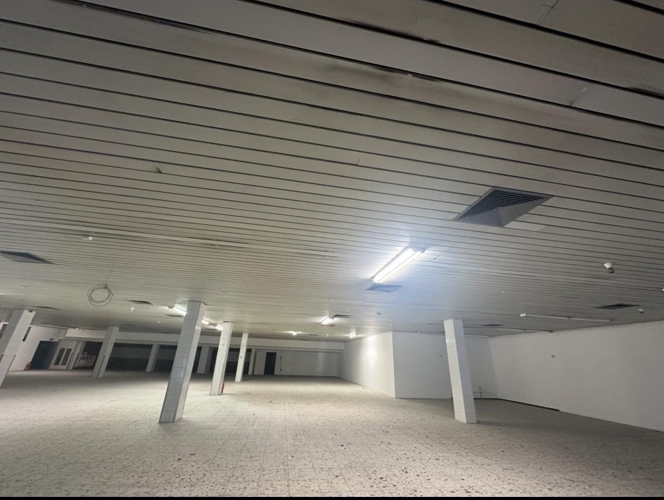 Pronájem nebytového prostoru 1.232 m², MierendorffWeg 19, Essen, Severní Porýní-Vestfálsko Pronájem nebytového prostoru 1.232 m², MierendorffWeg 19, Essen, Severní Porýní-Vestfálsko