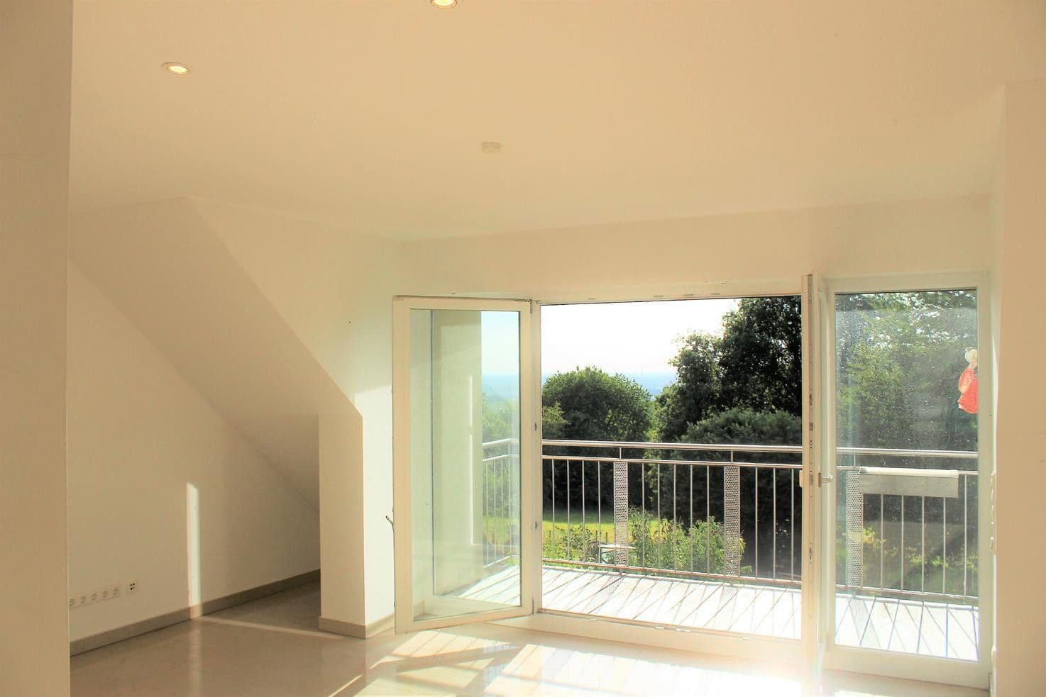 Pronájem bytu 3+1 109 m², Haibach, Bavorsko Pronájem bytu 3+1 109 m², Haibach, Bavorsko