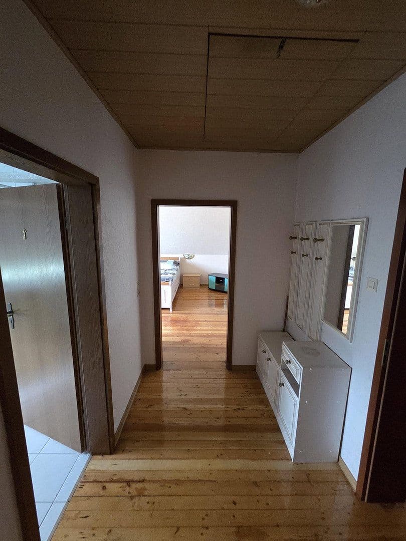 Prodej domu 225 m², pozemek 1.118 m², Raiffeisenstrasse 19, Biebern, Porýní-Falc Prodej domu 225 m², pozemek 1.118 m², Raiffeisenstrasse 19, Biebern, Porýní-Falc