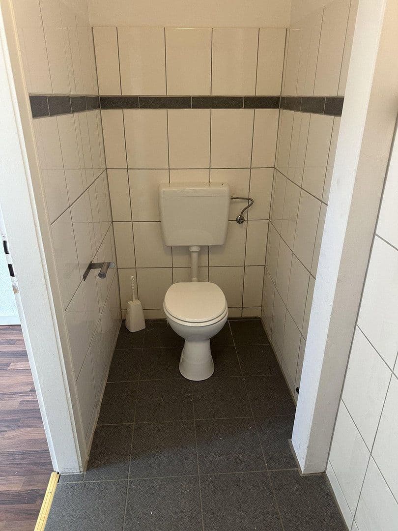 Pronájem bytu 2+1 52 m², Uerdingerstr 224, Krefeld, Severní Porýní-Vestfálsko Pronájem bytu 2+1 52 m², Uerdingerstr 224, Krefeld, Severní Porýní-Vestfálsko