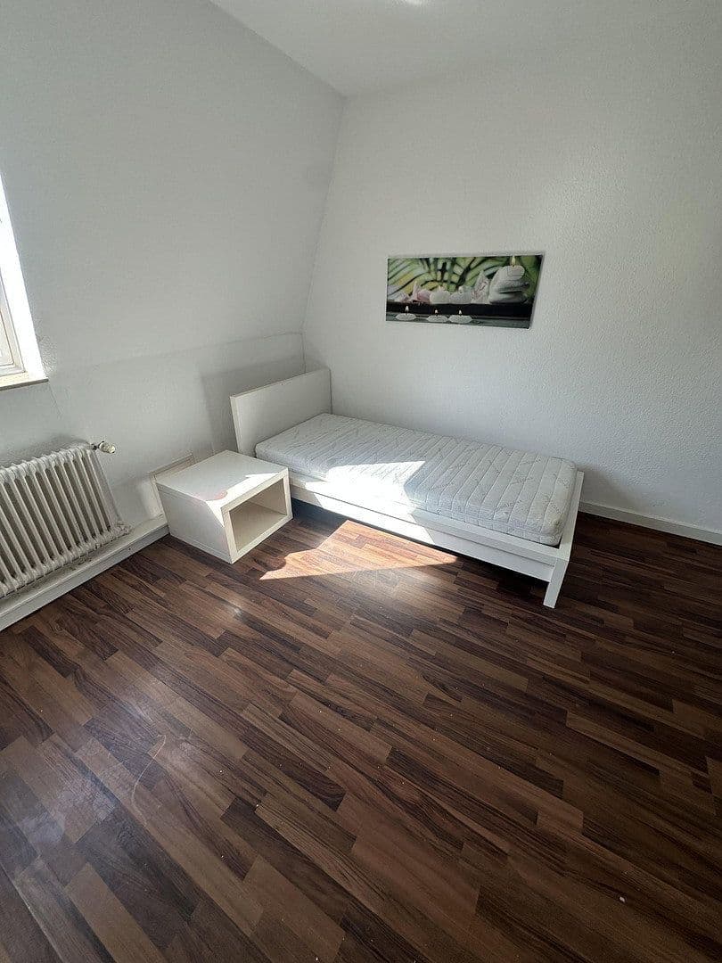 Pronájem bytu 2+1 52 m², Uerdingerstr 224, Krefeld, Severní Porýní-Vestfálsko Pronájem bytu 2+1 52 m², Uerdingerstr 224, Krefeld, Severní Porýní-Vestfálsko