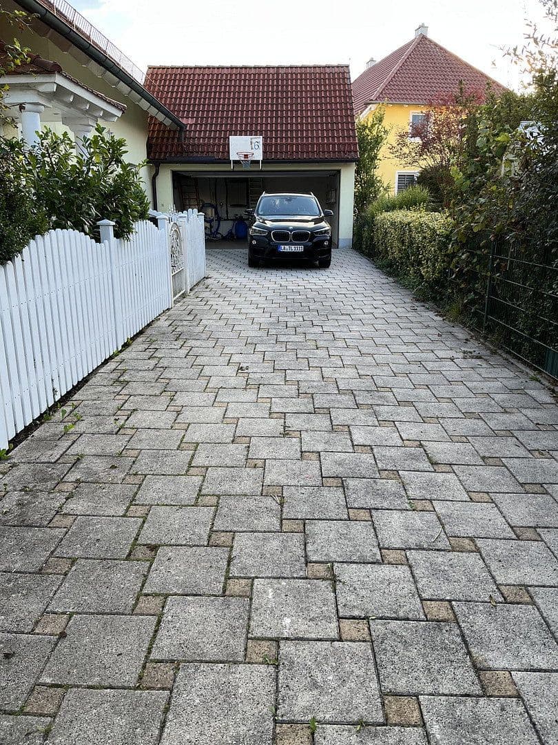 Pronájem domu 170 m², pozemek 409 m², Saiblingstr.6, Eching, Bavorsko Pronájem domu 170 m², pozemek 409 m², Saiblingstr.6, Eching, Bavorsko