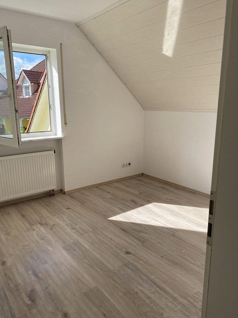 Pronájem domu 170 m², pozemek 409 m², Saiblingstr.6, Eching, Bavorsko Pronájem domu 170 m², pozemek 409 m², Saiblingstr.6, Eching, Bavorsko