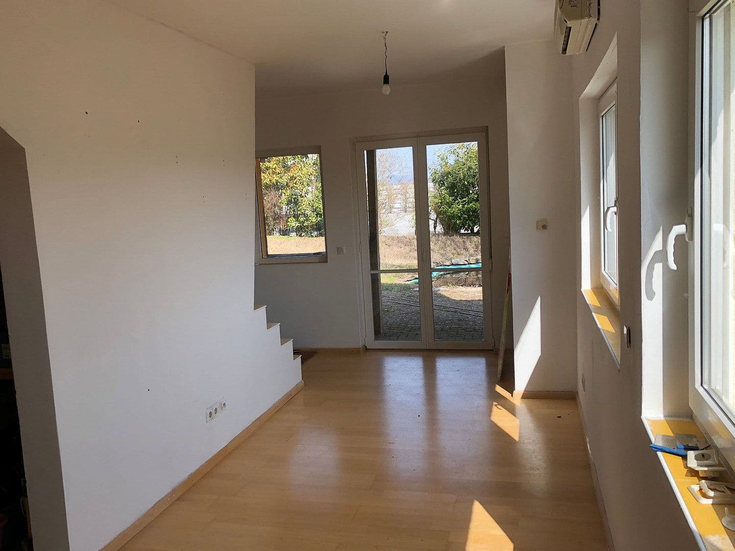 Pronájem nebytového prostoru 1.000 m², Breisach am Rhein, Bádensko-Württembersko Pronájem nebytového prostoru 1.000 m², Breisach am Rhein, Bádensko-Württembersko