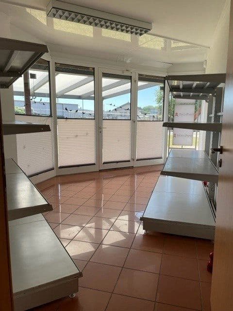 Prodej nebytového prostoru 2.500 m², Gescher, Severní Porýní-Vestfálsko Prodej nebytového prostoru 2.500 m², Gescher, Severní Porýní-Vestfálsko