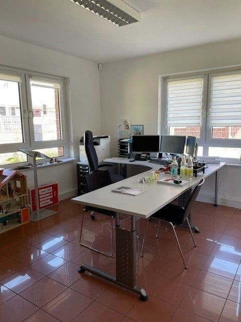 Prodej nebytového prostoru 2.500 m², Gescher, Severní Porýní-Vestfálsko Prodej nebytového prostoru 2.500 m², Gescher, Severní Porýní-Vestfálsko