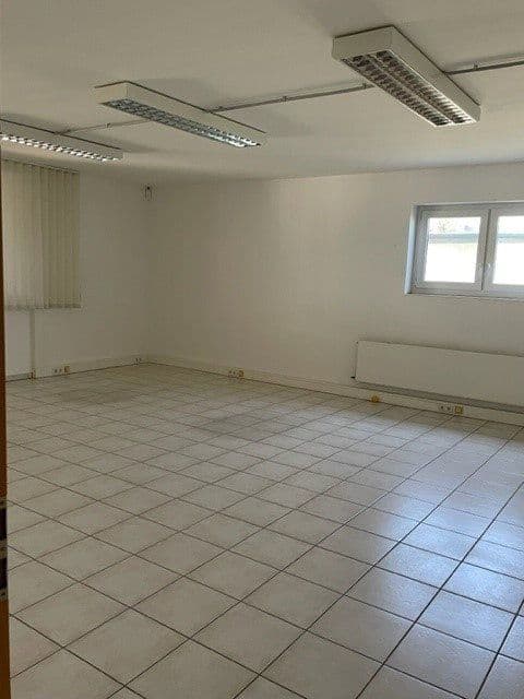 Prodej nebytového prostoru 2.500 m², Gescher, Severní Porýní-Vestfálsko Prodej nebytového prostoru 2.500 m², Gescher, Severní Porýní-Vestfálsko