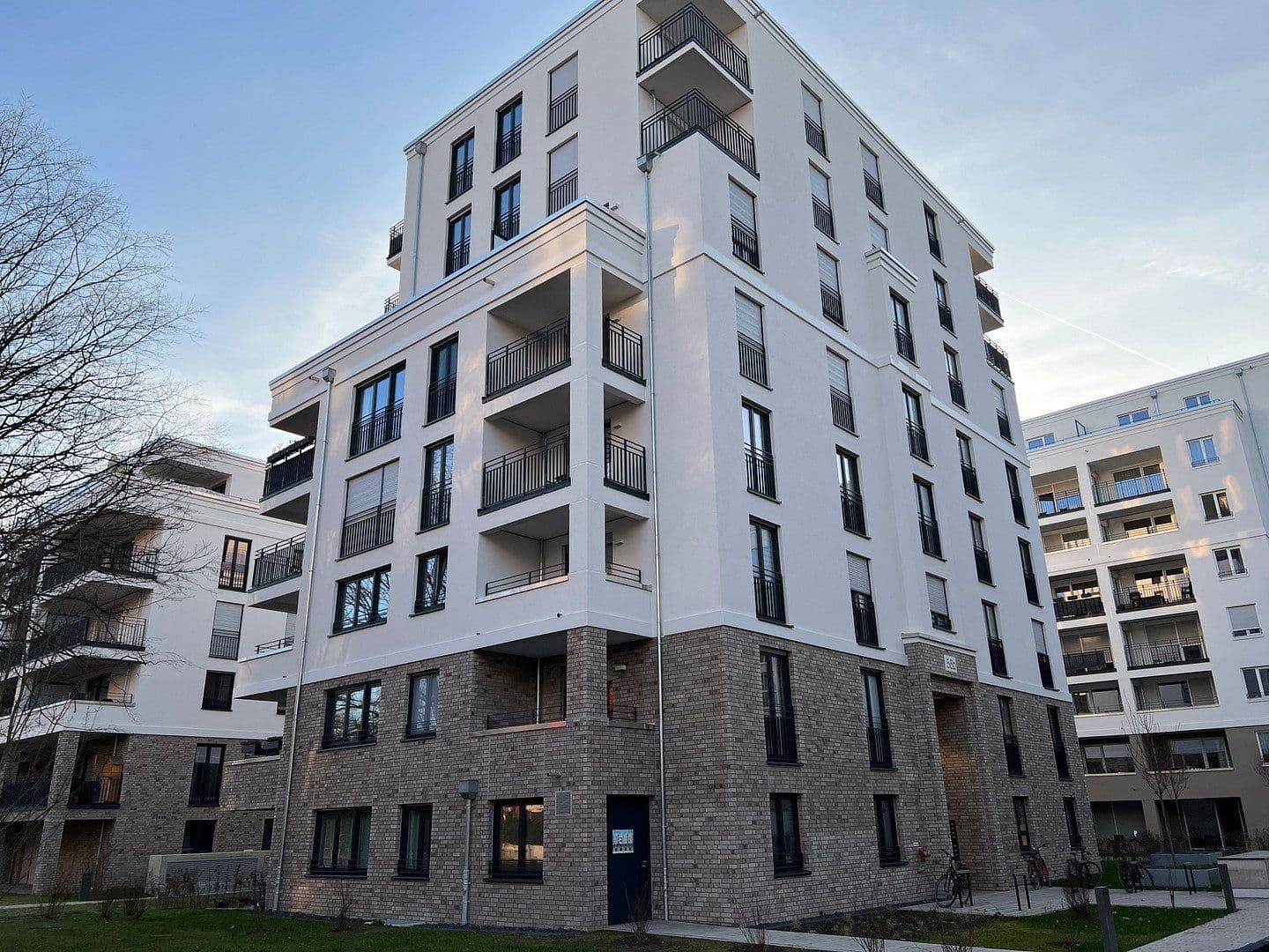 Pronájem bytu 1+1 39 m², Frankfurt, Hessen Pronájem bytu 1+1 39 m², Frankfurt, Hessen