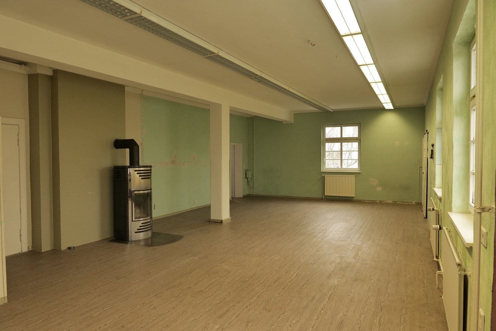 Prodej domu 335 m², pozemek 725 m², Ernst-Thälmann-Straße 13, Sagard, Mecklenburg-Vorpommern Prodej domu 335 m², pozemek 725 m², Ernst-Thälmann-Straße 13, Sagard, Mecklenburg-Vorpommern