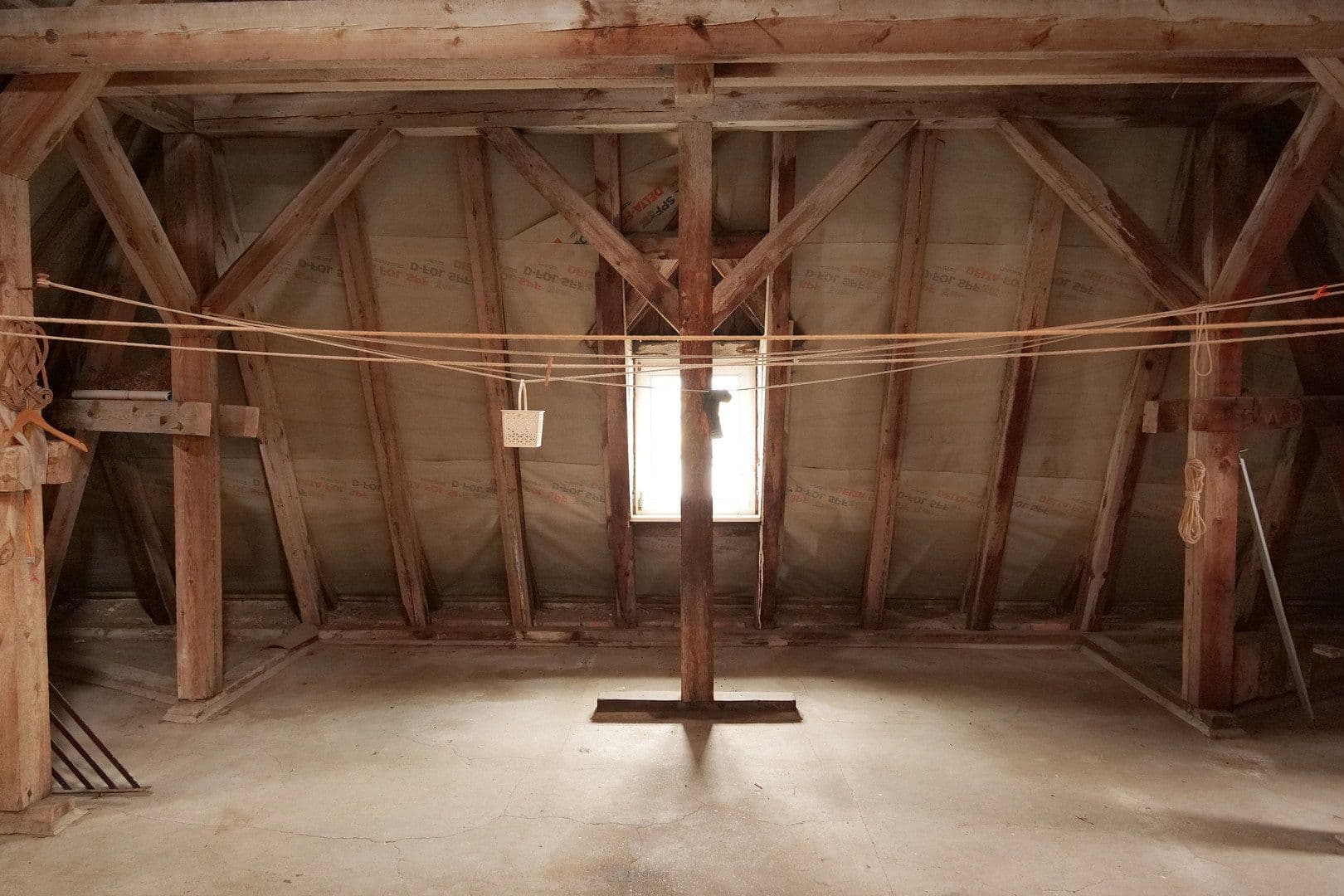 Prodej domu 335 m², pozemek 725 m², Ernst-Thälmann-Straße 13, Sagard, Mecklenburg-Vorpommern Prodej domu 335 m², pozemek 725 m², Ernst-Thälmann-Straße 13, Sagard, Mecklenburg-Vorpommern