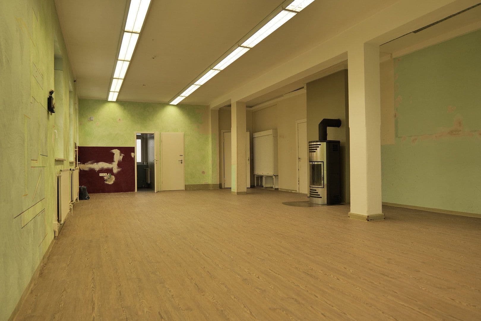 Prodej domu 335 m², pozemek 725 m², Ernst-Thälmann-Straße 13, Sagard, Mecklenburg-Vorpommern Prodej domu 335 m², pozemek 725 m², Ernst-Thälmann-Straße 13, Sagard, Mecklenburg-Vorpommern