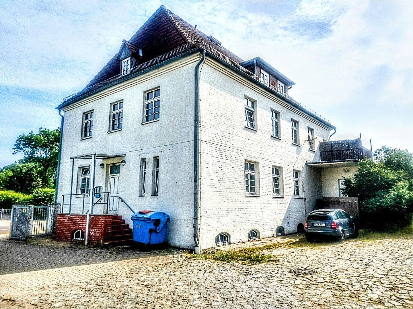Prodej domu 335 m², pozemek 725 m², Ernst-Thälmann-Straße 13, Sagard, Mecklenburg-Vorpommern Prodej domu 335 m², pozemek 725 m², Ernst-Thälmann-Straße 13, Sagard, Mecklenburg-Vorpommern