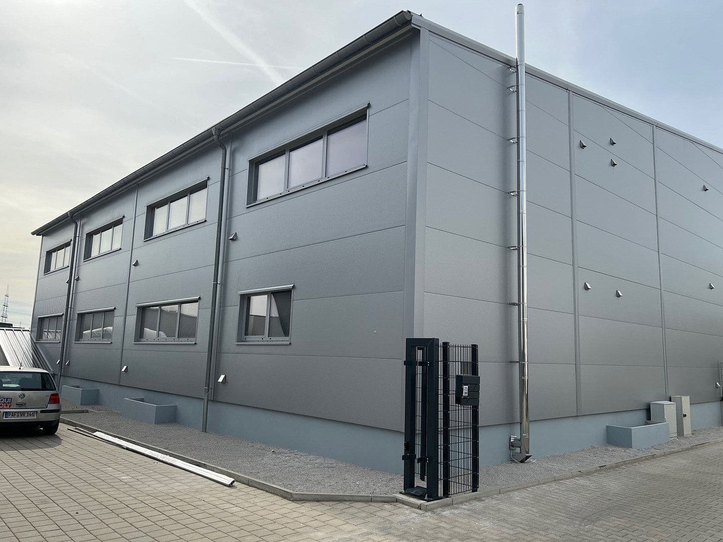 Prodej kanceláře 1.000 m², Großmehring, Bavorsko Prodej kanceláře 1.000 m², Großmehring, Bavorsko