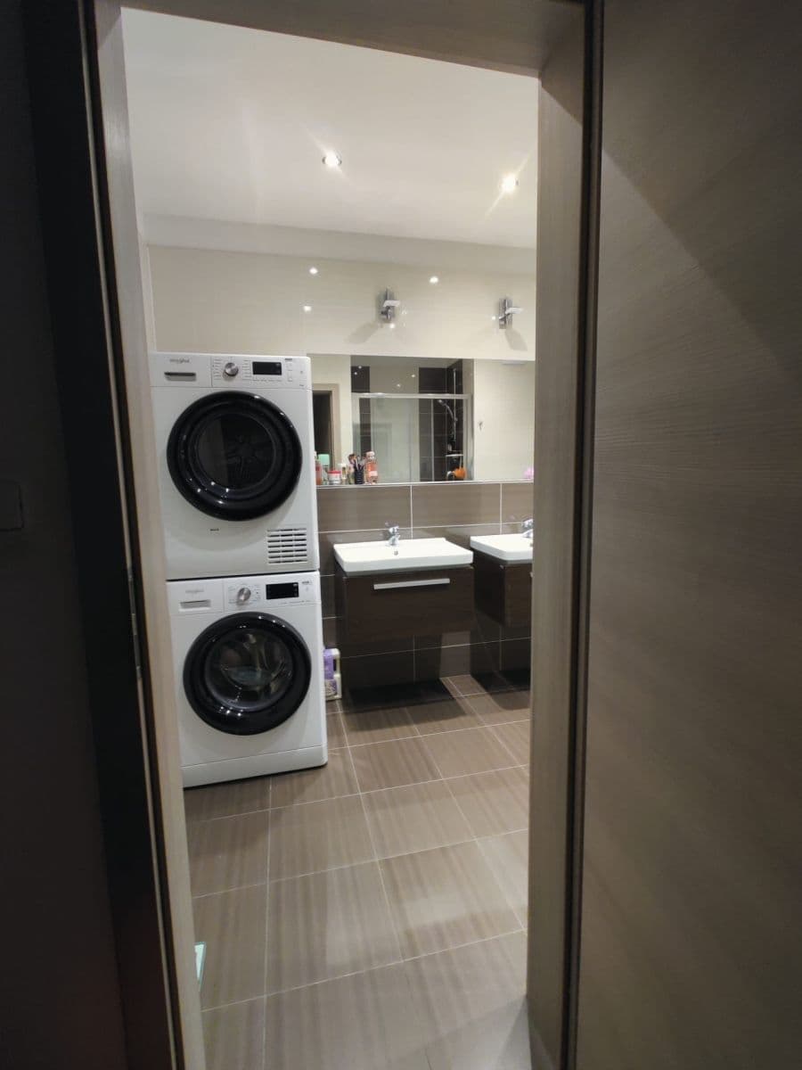 Pronájem bytu 3+kk 78 m², Modenská, Praha, Praha Pronájem bytu 3+kk 78 m², Modenská, Praha, Praha