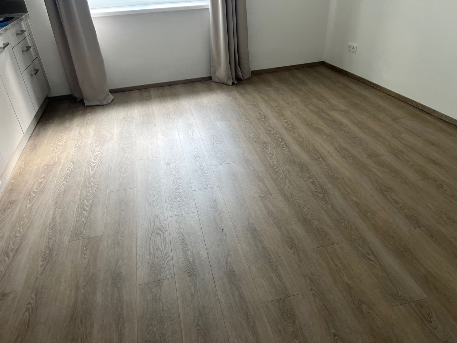 Pronájem bytu 1+kk 30 m², Puškinova, Plzeň, Plzeňský kraj Pronájem bytu 1+kk 30 m², Puškinova, Plzeň, Plzeňský kraj