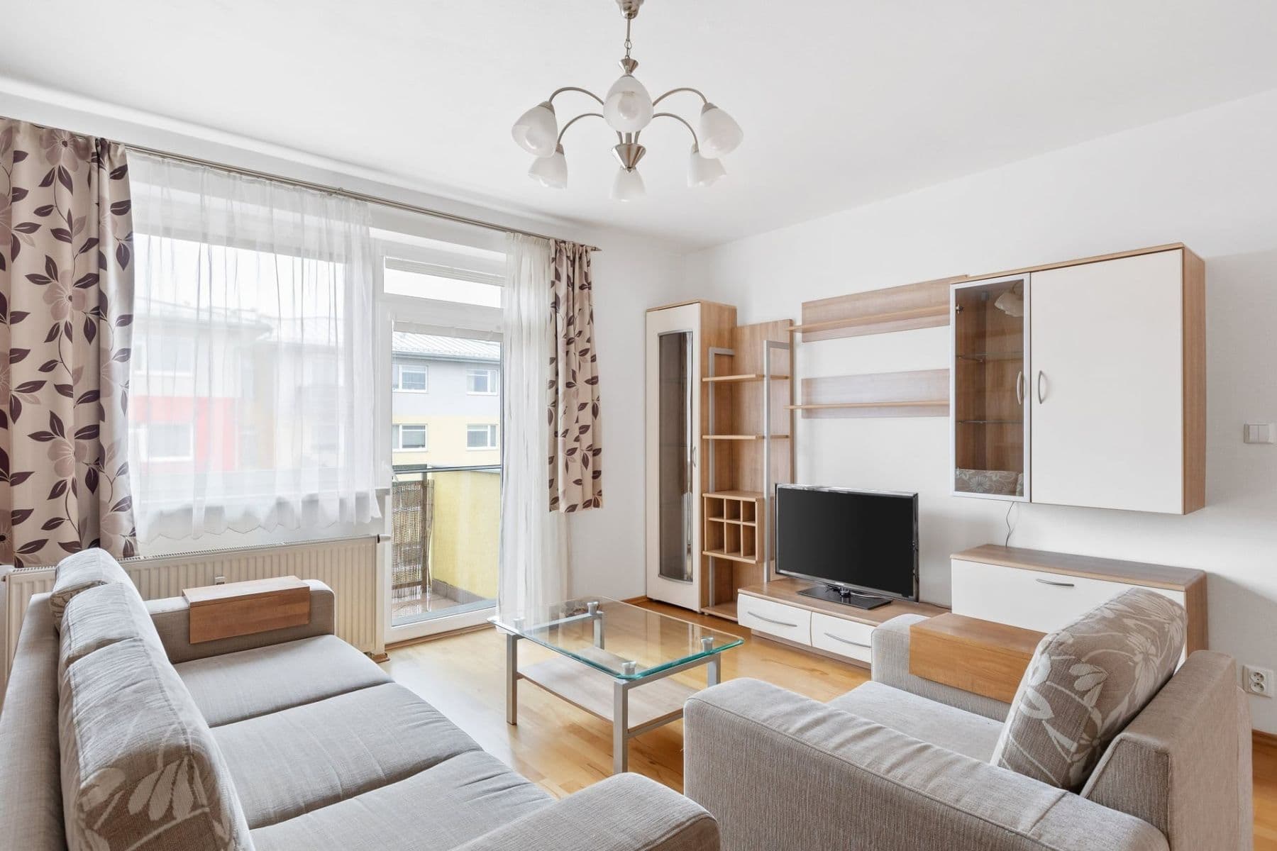 Pronájem bytu 3+kk 82 m², Českodubská, Praha, Praha Pronájem bytu 3+kk 82 m², Českodubská, Praha, Praha