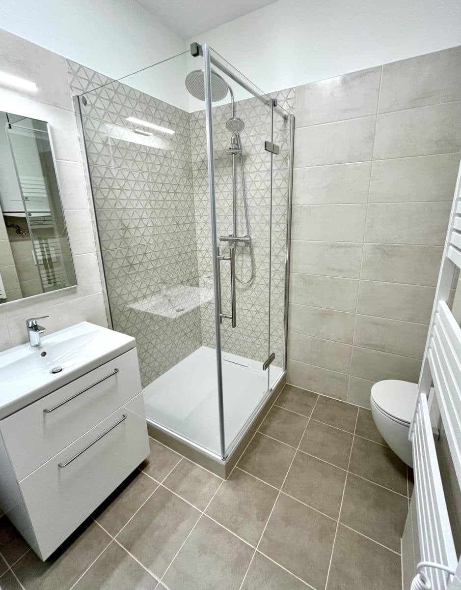 Pronájem bytu 1+1 35 m², Černokostelecká, Praha, Praha Pronájem bytu 1+1 35 m², Černokostelecká, Praha, Praha