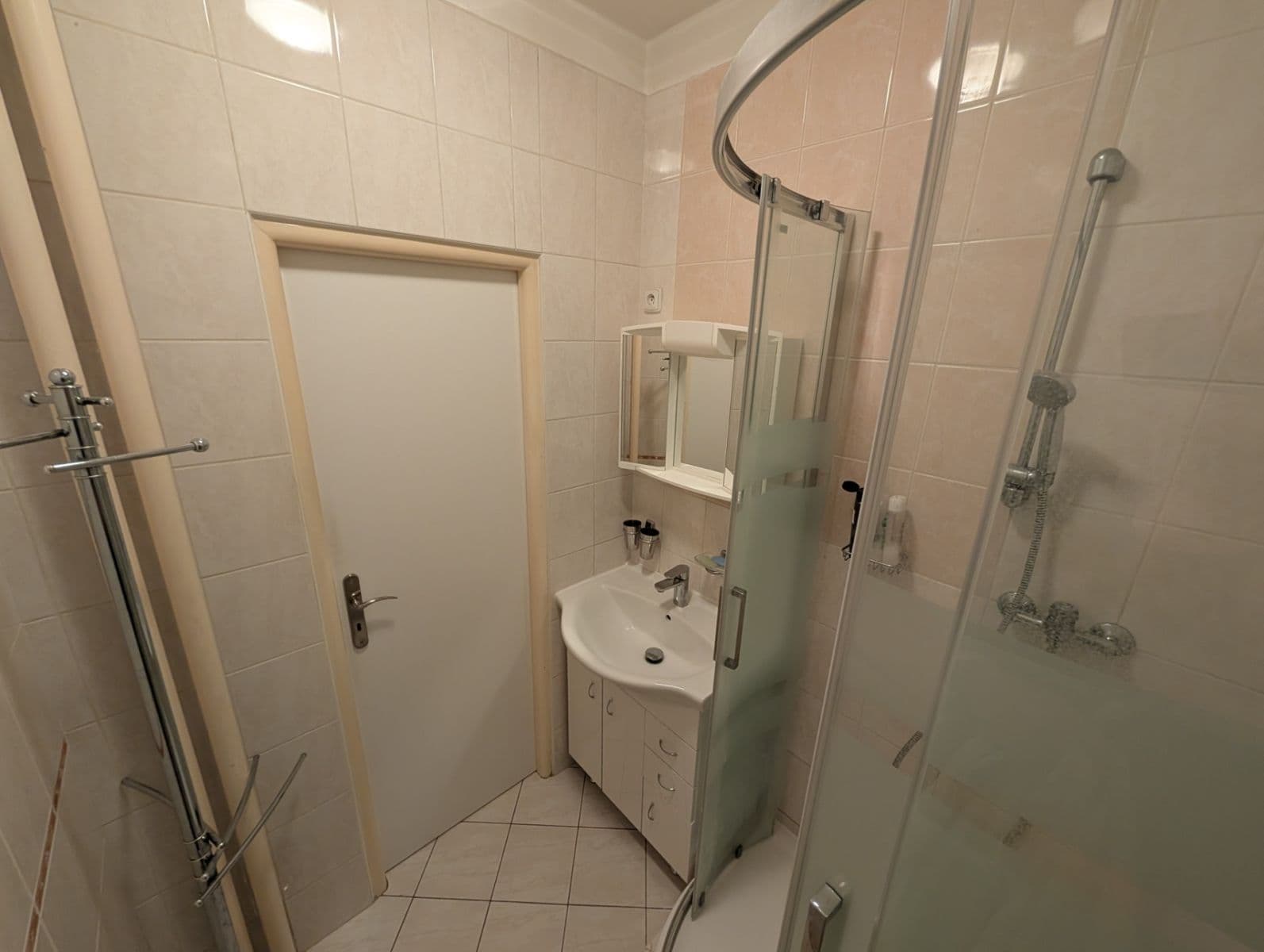 Pronájem bytu 4+1 69 m², Jasmínová, Ostrava, Moravskoslezský kraj Pronájem bytu 4+1 69 m², Jasmínová, Ostrava, Moravskoslezský kraj