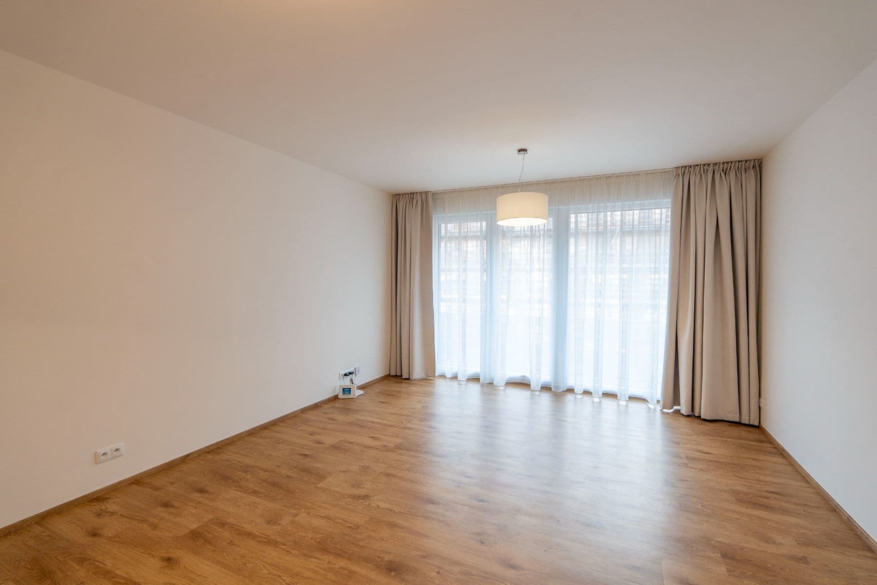 Pronájem bytu 1+kk 37 m², Gerstelova, Praha, Praha Pronájem bytu 1+kk 37 m², Gerstelova, Praha, Praha
