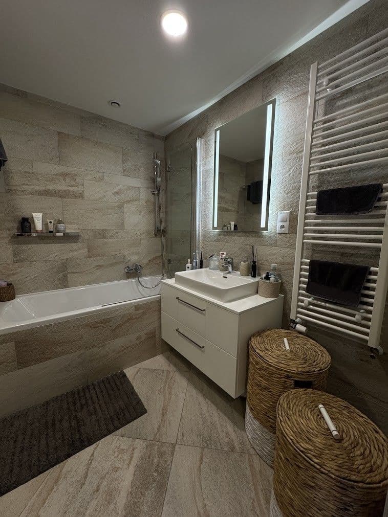 Prodej bytu 2+kk 47 m², Do Zahrádek Ⅰ, Praha, Praha Prodej bytu 2+kk 47 m², Do Zahrádek Ⅰ, Praha, Praha