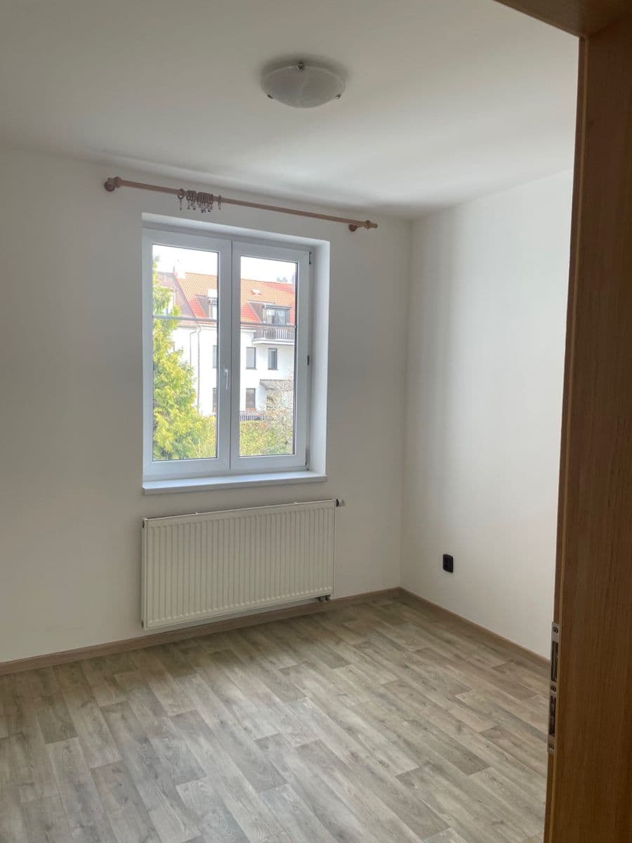 Pronájem bytu 2+kk 34 m², Mezi Domky, Praha, Praha Pronájem bytu 2+kk 34 m², Mezi Domky, Praha, Praha
