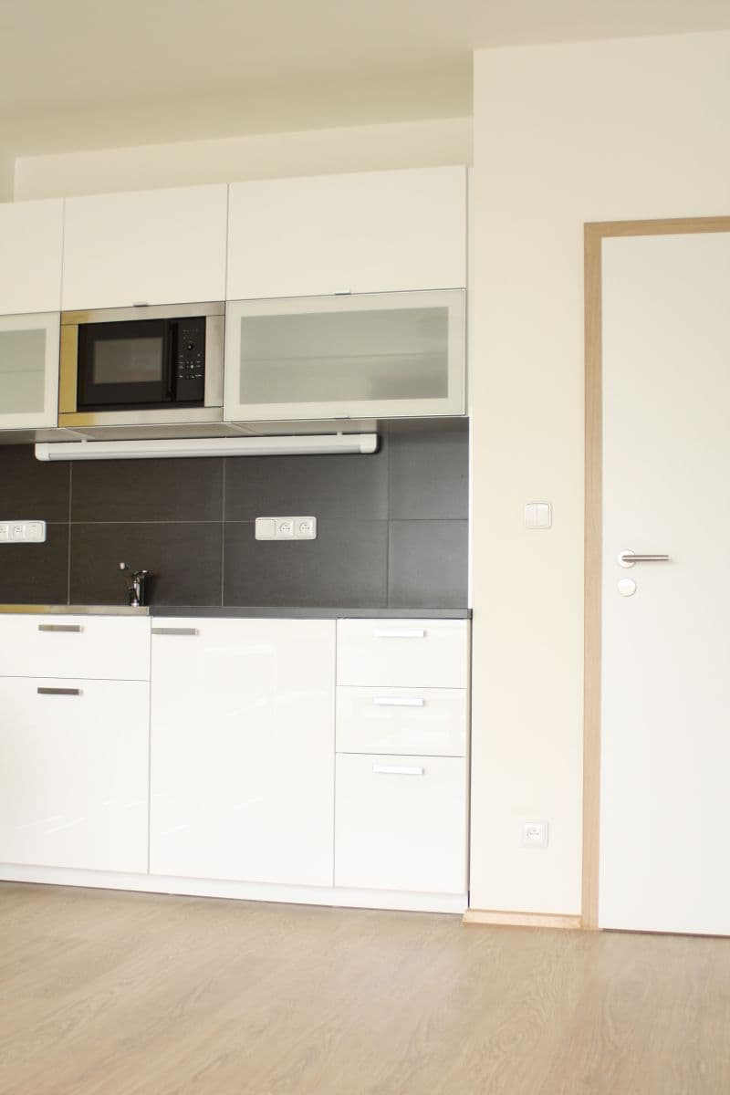 Pronájem bytu 2+kk 55 m², Sochorova, Brno, Jihomoravský kraj Pronájem bytu 2+kk 55 m², Sochorova, Brno, Jihomoravský kraj