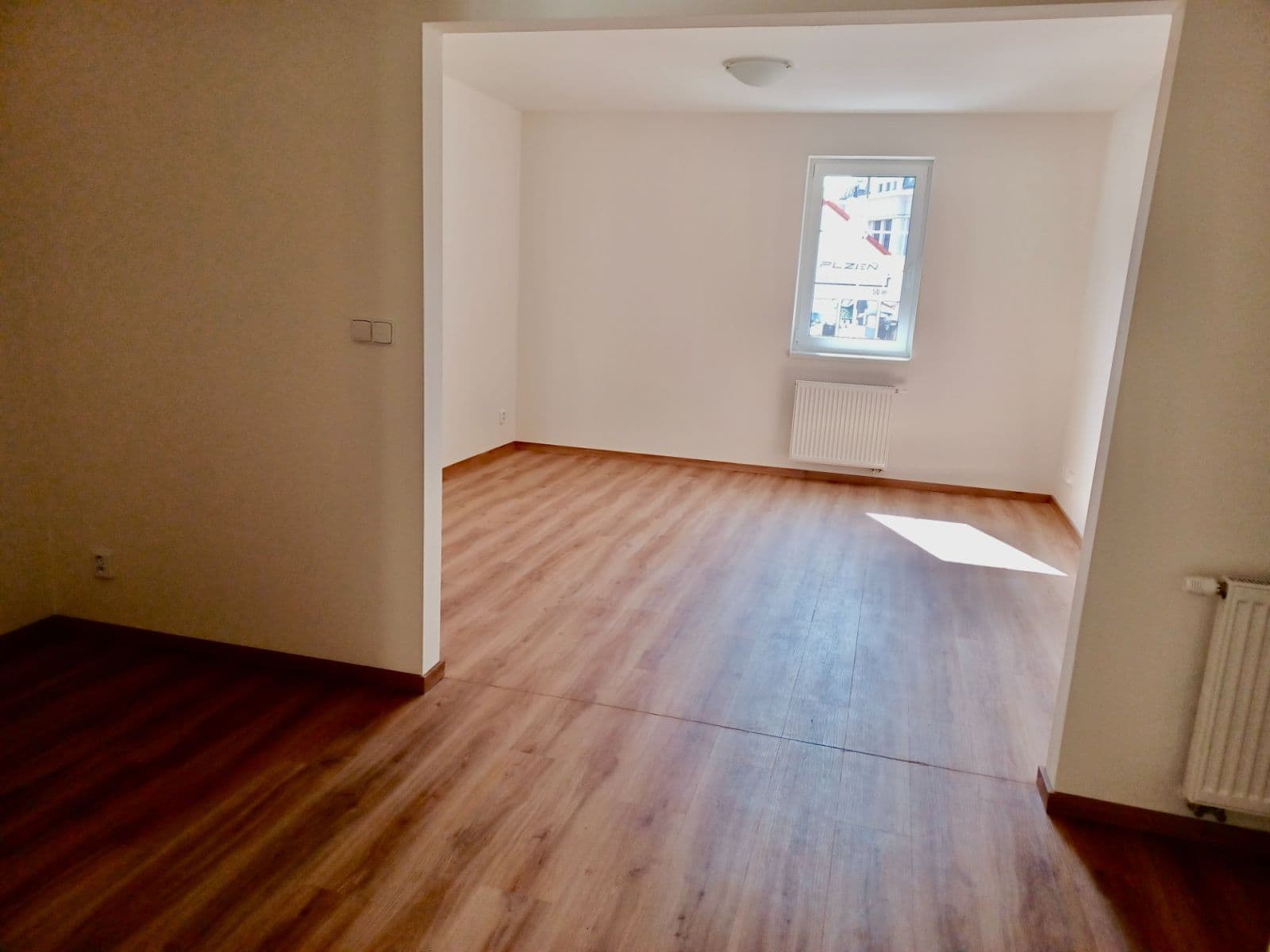 Pronájem bytu 3+kk 70 m², Tovární, Plzeň, Plzeňský kraj Pronájem bytu 3+kk 70 m², Tovární, Plzeň, Plzeňský kraj