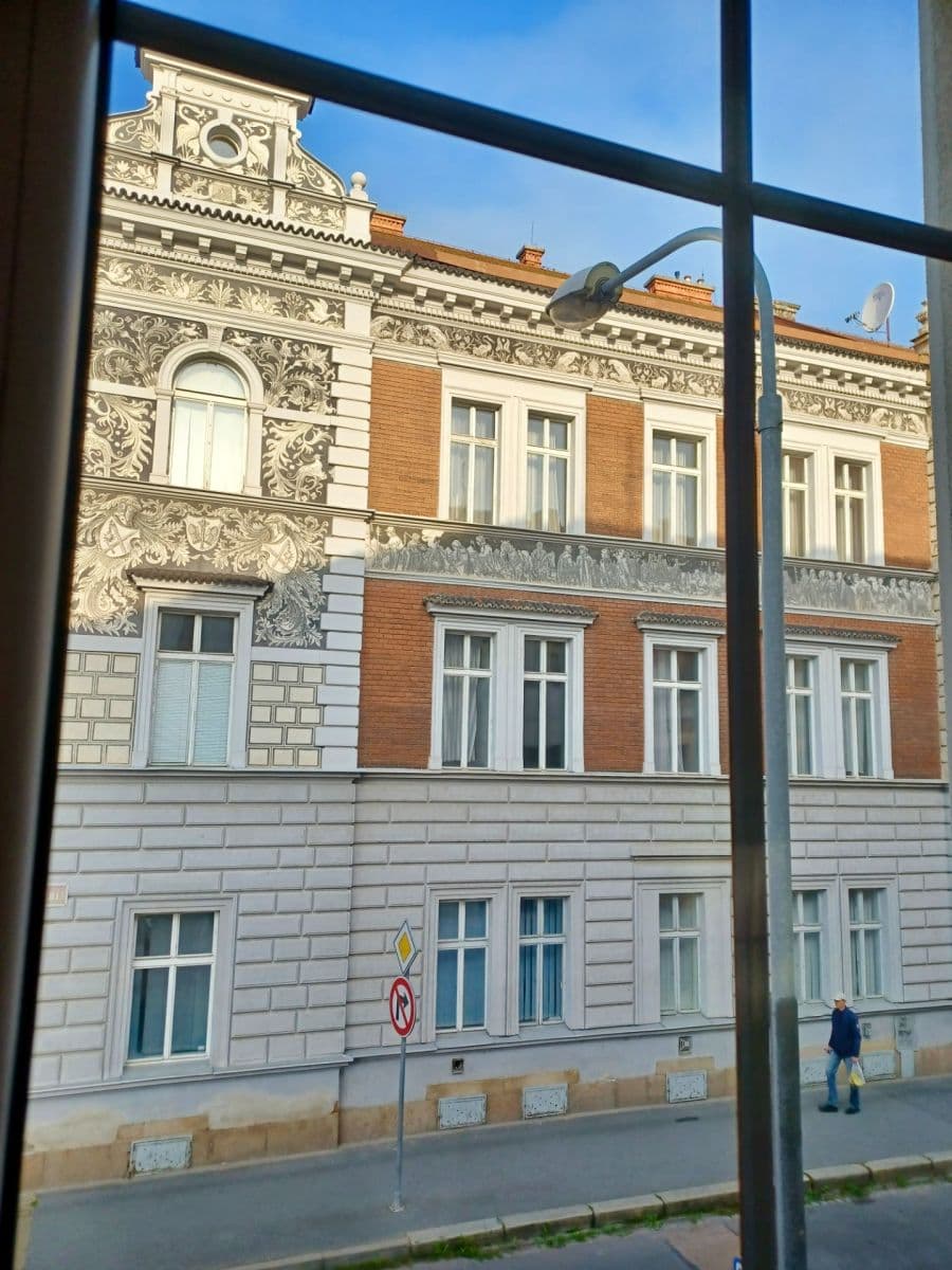 Pronájem bytu 3+kk 70 m², Tovární, Plzeň, Plzeňský kraj Pronájem bytu 3+kk 70 m², Tovární, Plzeň, Plzeňský kraj