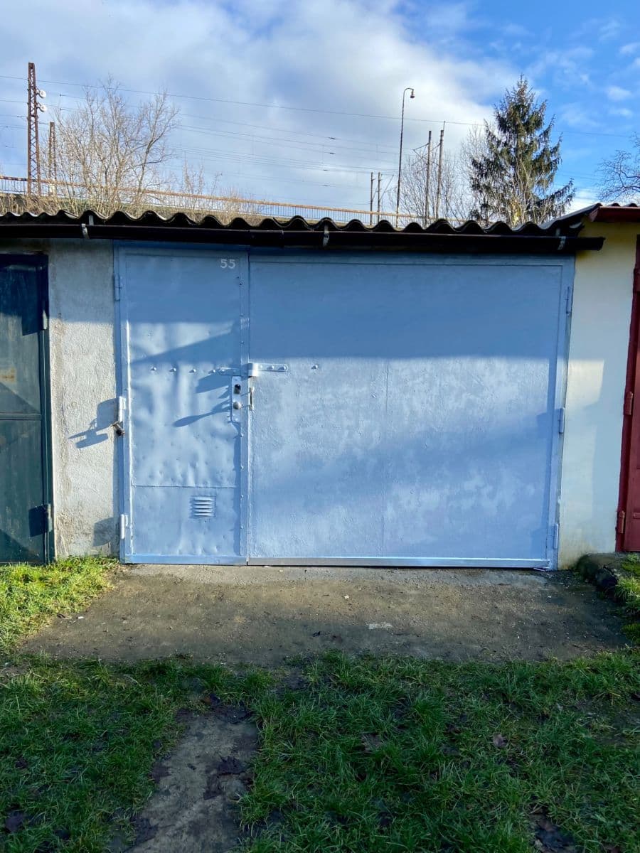 Prodej garáže 22 m², Pivovarnická, Praha, Praha Prodej garáže 22 m², Pivovarnická, Praha, Praha