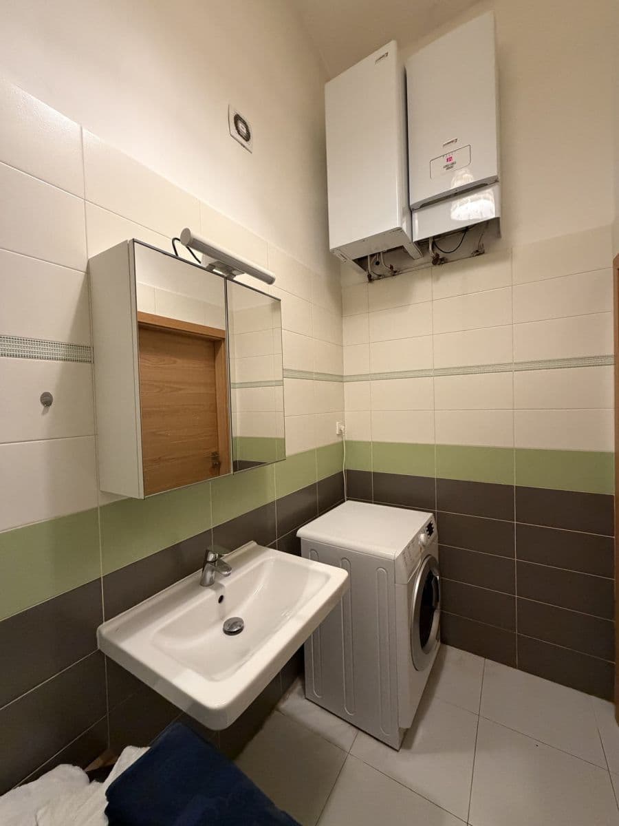 Pronájem bytu 2+1 64 m², Řehořova, Praha, Praha Pronájem bytu 2+1 64 m², Řehořova, Praha, Praha
