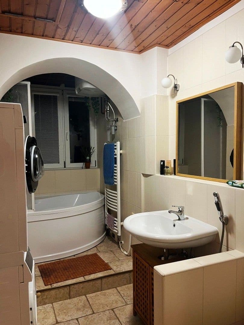 Pronájem bytu 3+kk 75 m², Mánesova, Hradec Králové, Královéhradecký kraj Pronájem bytu 3+kk 75 m², Mánesova, Hradec Králové, Královéhradecký kraj