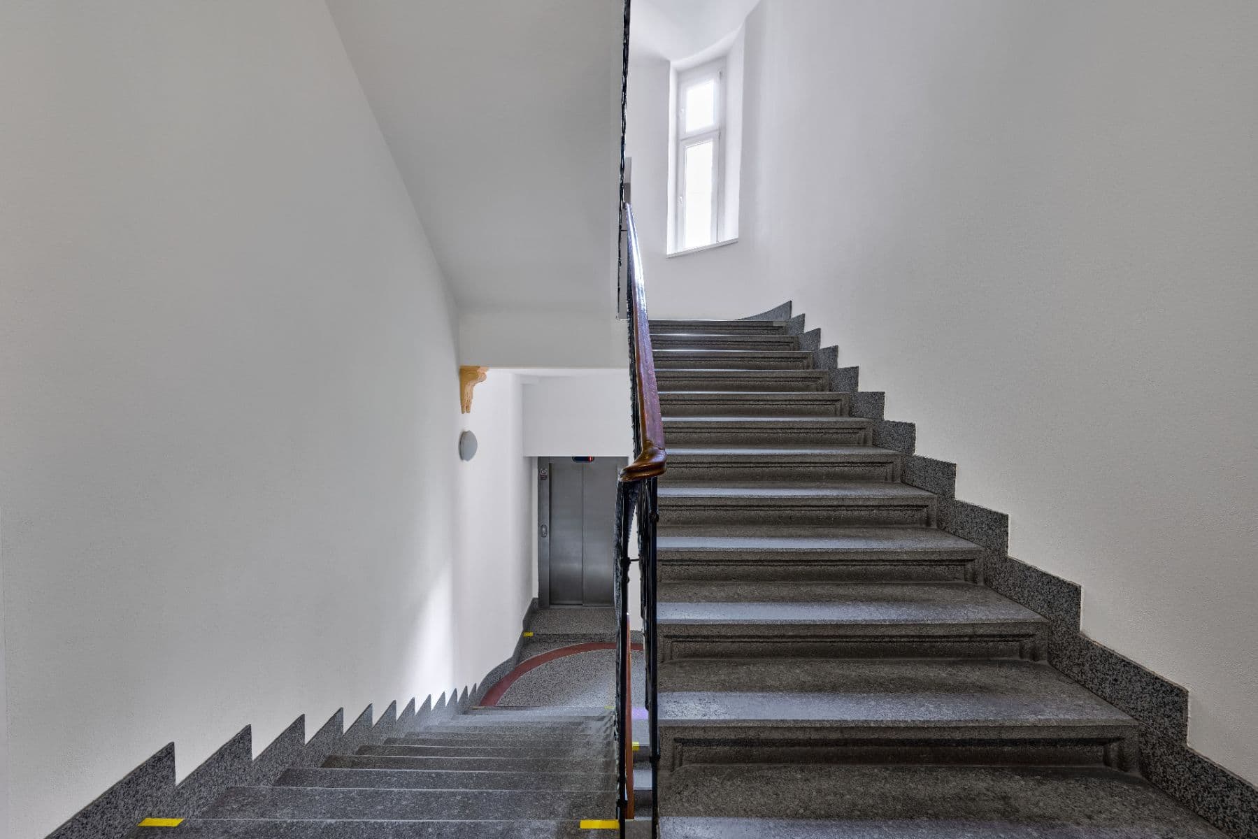 Prodej bytu 2+1 57 m², U Průhonu, Praha, Praha Prodej bytu 2+1 57 m², U Průhonu, Praha, Praha