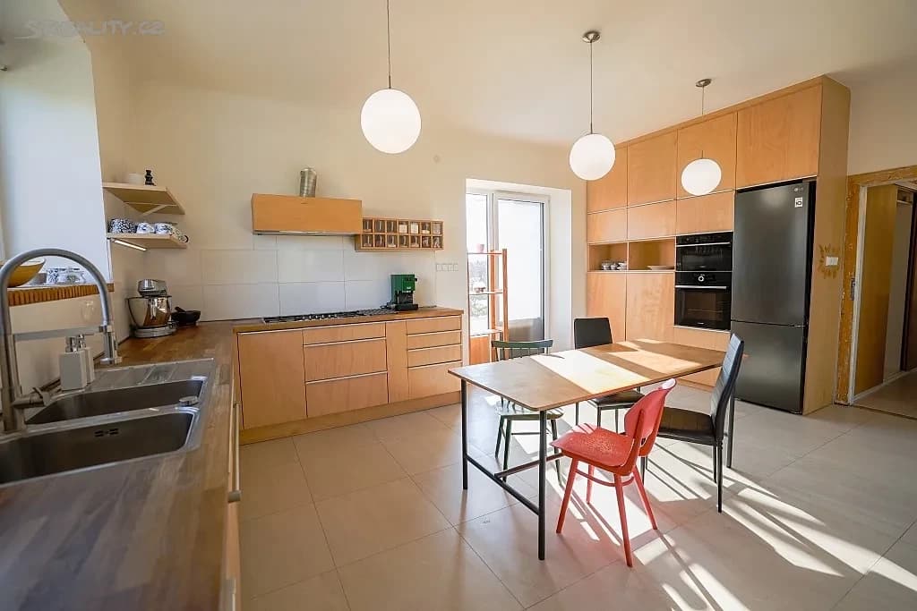 Prodej domu 300 m², pozemek 1.199 m², Nová, Pozořice, Jihomoravský kraj Prodej domu 300 m², pozemek 1.199 m², Nová, Pozořice, Jihomoravský kraj