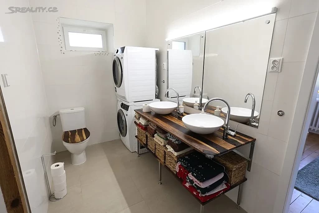 Prodej domu 300 m², pozemek 1.199 m², Nová, Pozořice, Jihomoravský kraj Prodej domu 300 m², pozemek 1.199 m², Nová, Pozořice, Jihomoravský kraj