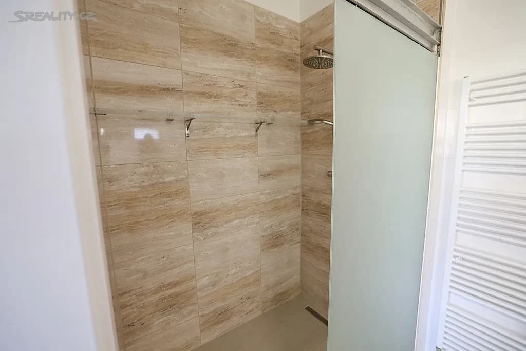 Prodej domu 300 m², pozemek 1.199 m², Nová, Pozořice, Jihomoravský kraj Prodej domu 300 m², pozemek 1.199 m², Nová, Pozořice, Jihomoravský kraj