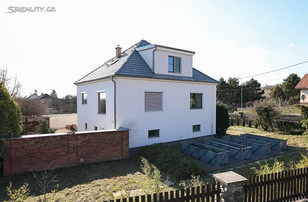 Prodej domu 300 m², pozemek 1.199 m², Nová, Pozořice, Jihomoravský kraj Prodej domu 300 m², pozemek 1.199 m², Nová, Pozořice, Jihomoravský kraj