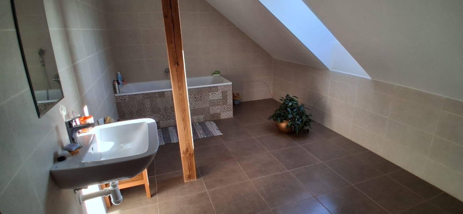 Prodej domu 318 m², pozemek 1.341 m², Soběslav, Jihočeský kraj Prodej domu 318 m², pozemek 1.341 m², Soběslav, Jihočeský kraj